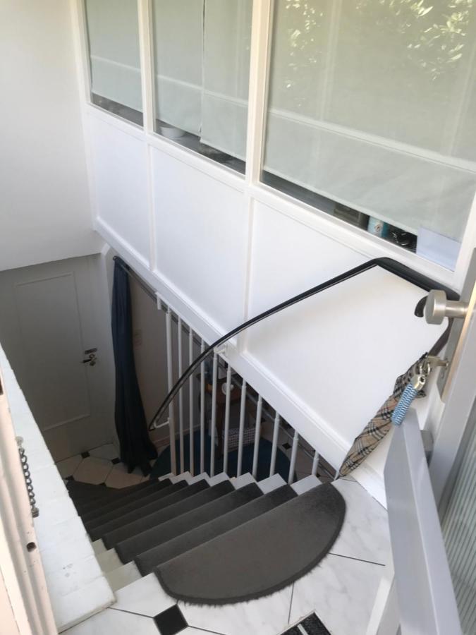 Nias Guesthouse Reinbek Eksteriør billede