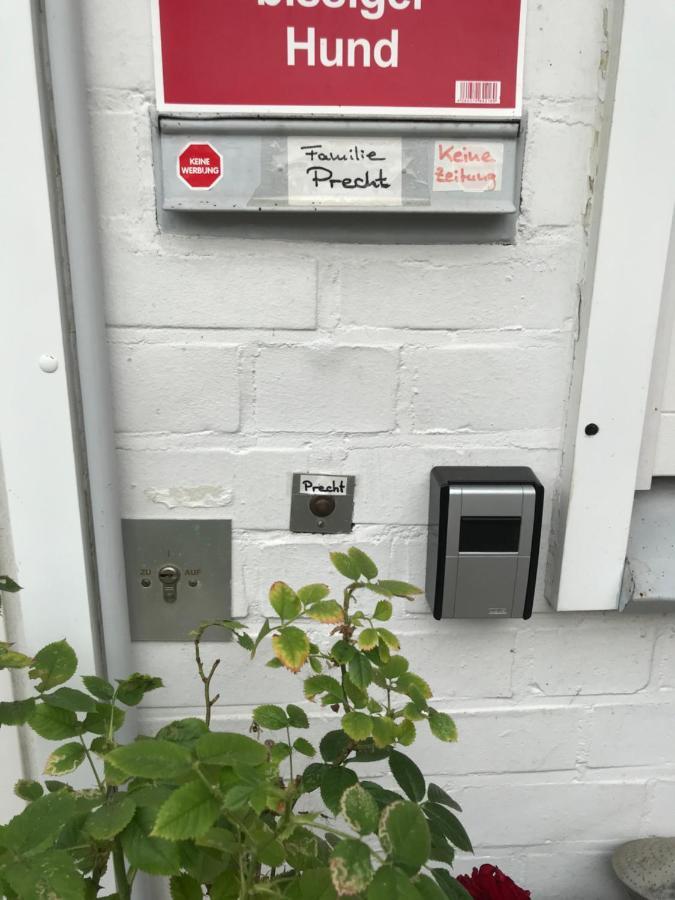 Nias Guesthouse Reinbek Eksteriør billede